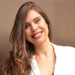 Ana Claudia Weber